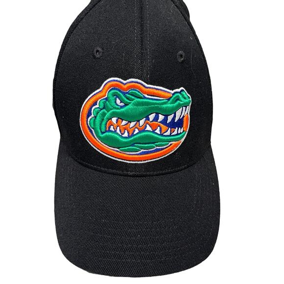 Top Of The World University Of Florida Gators Tow Cap Memory Logo Fitted Hat - Picture 1 of 5